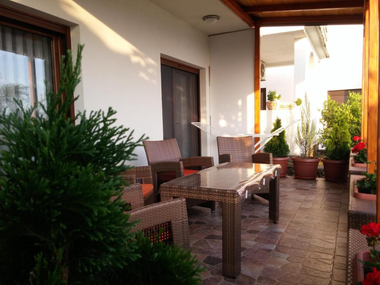 Apartment Ulcinj Bagian luar foto