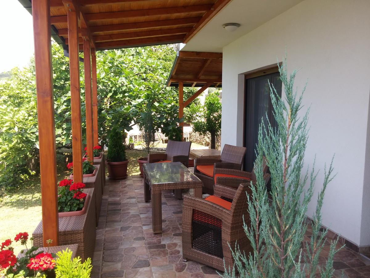 Apartment Ulcinj Bagian luar foto
